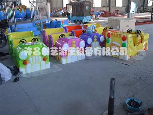 新疆游乐设备厂家供应6车魔幻汽车 室内室外两用游艺设施，开启欢乐新篇章